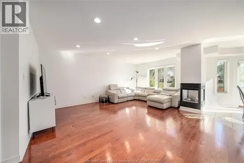 5023 Southwood Lakes Boulevard Windsor ON N9G 2Y1