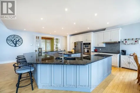 1524 Westview Crescent Selwyn ON K0L 2H0