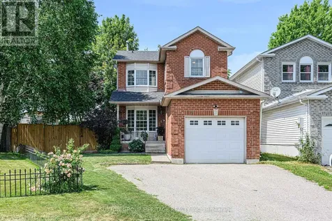 12 Curtis Court Port Hope ON L1A 4H5