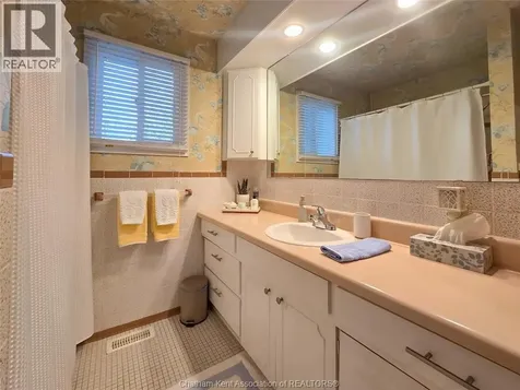 454 King West Street Chatham ON N7M 1G5