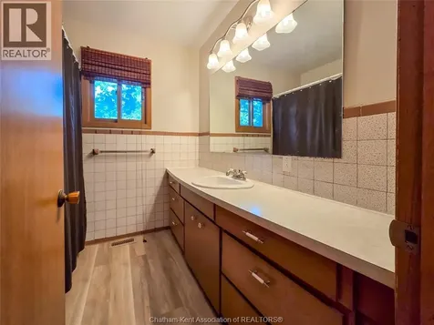 454 King West Street Chatham ON N7M 1G5