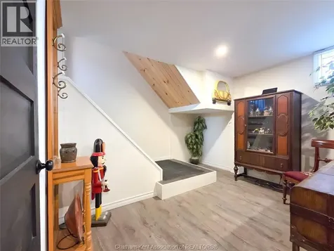 454 King West Street Chatham ON N7M 1G5
