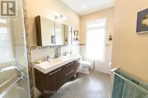 20 Marine View Drive Collingwood ON L9Y 5A3