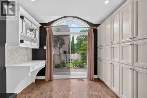 615 Aquaview Drive Ottawa ON K4A 4W1