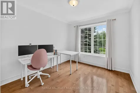 615 Aquaview Drive Ottawa ON K4A 4W1
