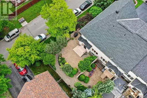 615 Aquaview Drive Ottawa ON K4A 4W1