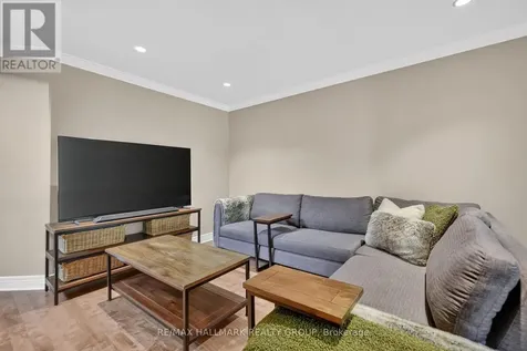 615 Aquaview Drive Ottawa ON K4A 4W1