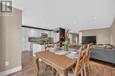 615 Aquaview Drive Ottawa ON K4A 4W1