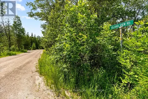 6 Island View Road Northern Bruce Peninsula ON N0H 1W0