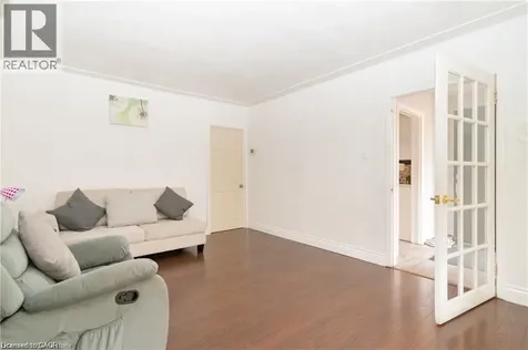 574 Upper Sherman Avenue Hamilton ON L8V 3M1