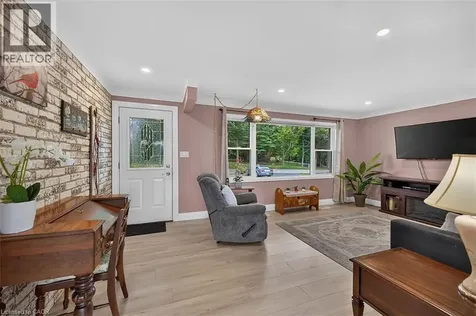 7344 Dickenson Road East Glanbrook ON L0R 1W0