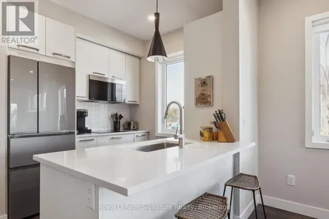 11 Beausoleil Lane Blue Mountains ON L9Y 0H2