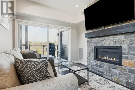 11 Beausoleil Lane Blue Mountains ON L9Y 0H2