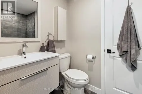11 Beausoleil Lane Blue Mountains ON L9Y 0H2