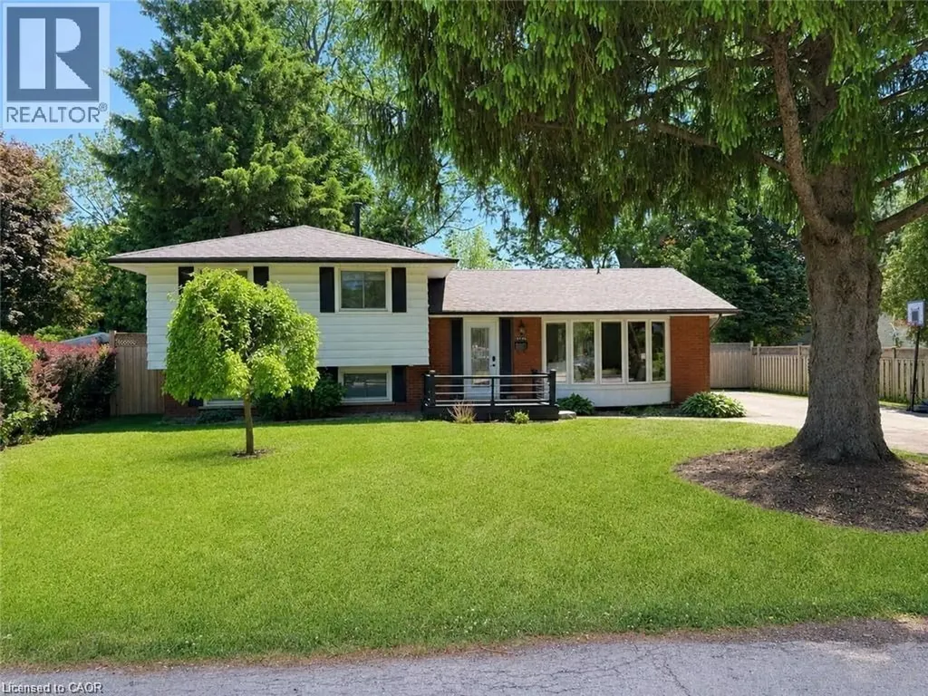 160 Council Crescent Ancaster ON L9G 1V1