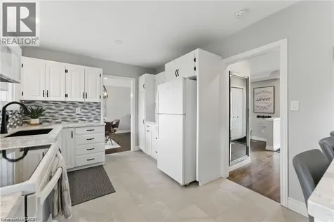 160 Council Crescent Ancaster ON L9G 1V1