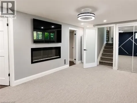 160 Council Crescent Ancaster ON L9G 1V1