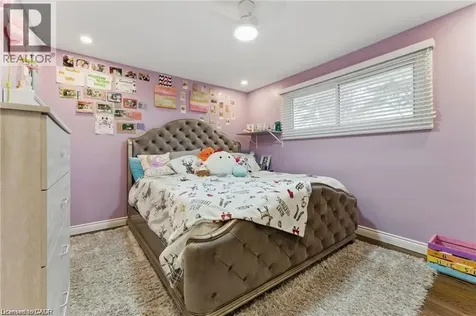 160 Council Crescent Ancaster ON L9G 1V1