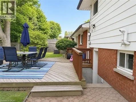 160 Council Crescent Ancaster ON L9G 1V1