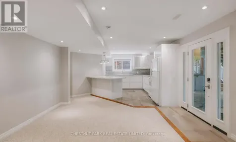 8 Cyril Richardson Court Uxbridge ON L9P 2A8