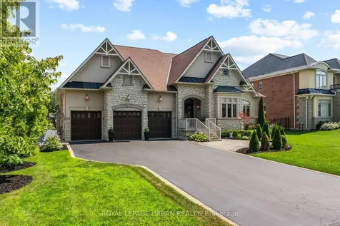 15 Country Club Crescent Uxbridge ON L9P 0B8