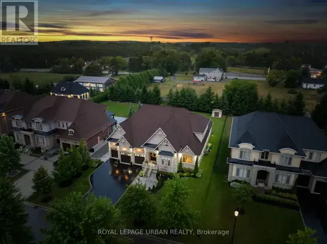 15 Country Club Crescent Uxbridge ON L9P 0B8