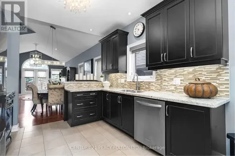 159 Ridge Way New Tecumseth ON L9R 0H3