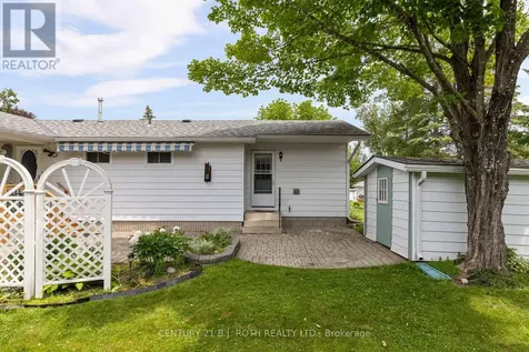 19 Maple Crescent Oro-medonte ON L0L 1T0