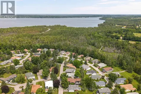 19 Maple Crescent Oro-medonte ON L0L 1T0