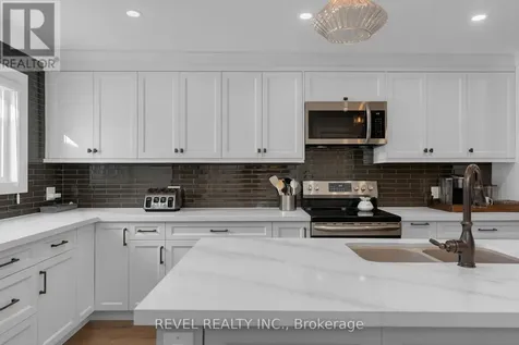 39 28th Street South Wasaga Beach ON L9Z 2E4