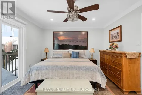 39 28th Street South Wasaga Beach ON L9Z 2E4