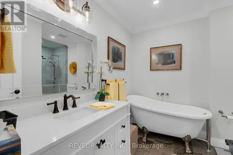 39 28th Street South Wasaga Beach ON L9Z 2E4