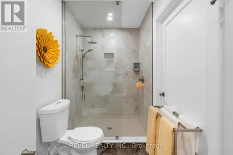 39 28th Street South Wasaga Beach ON L9Z 2E4