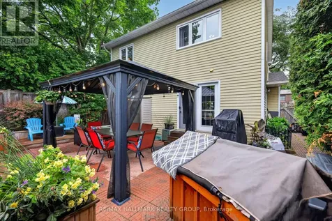 1084 St Germain Crescent Ottawa ON K1C 2L8