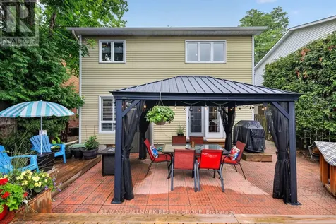 1084 St Germain Crescent Ottawa ON K1C 2L8