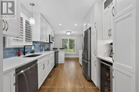 1084 St Germain Crescent Ottawa ON K1C 2L8