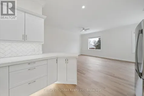 1027 Willcox Street Selwyn ON K0L 1H0
