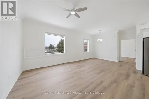1027 Willcox Street Selwyn ON K0L 1H0