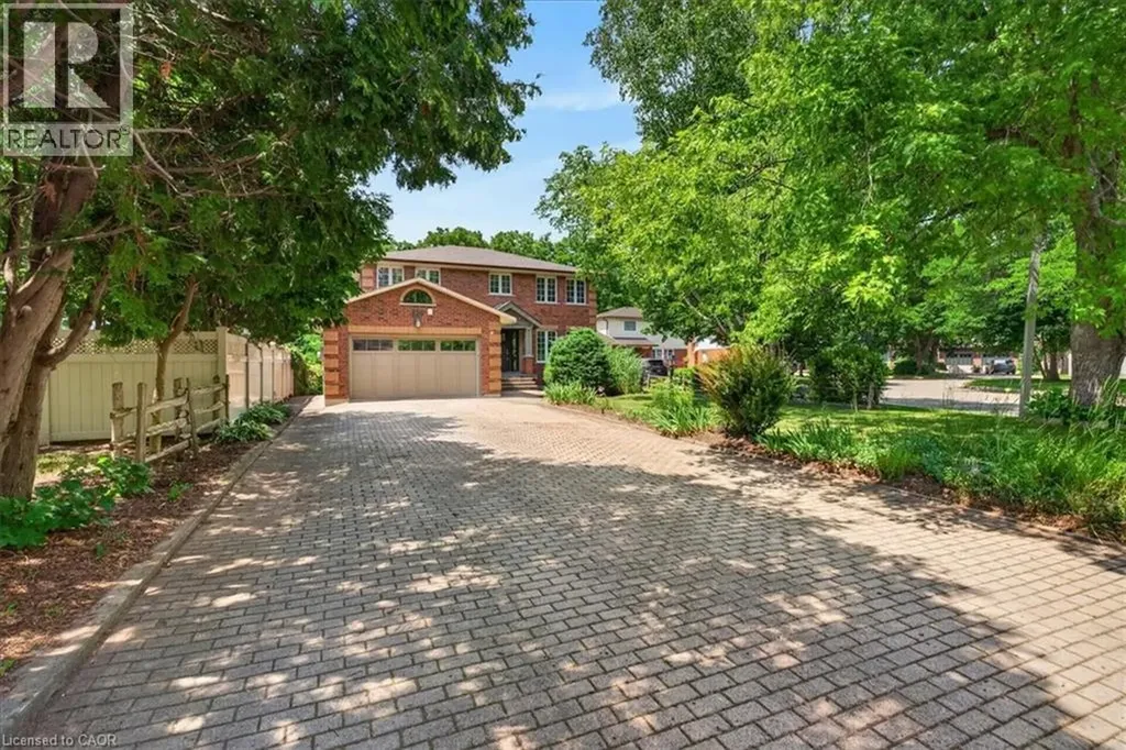 339 Kingsway Place Milton ON L9T 4C8