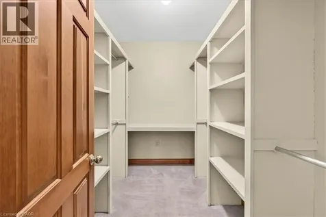 339 Kingsway Place Milton ON L9T 4C8