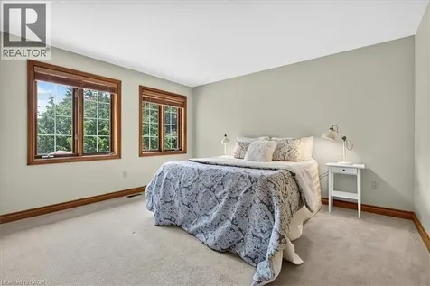 339 Kingsway Place Milton ON L9T 4C8