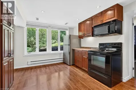 339 Kingsway Place Milton ON L9T 4C8