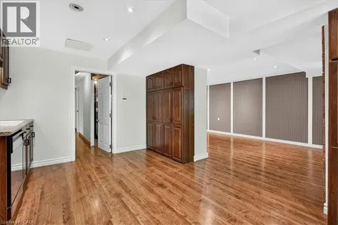 339 Kingsway Place Milton ON L9T 4C8