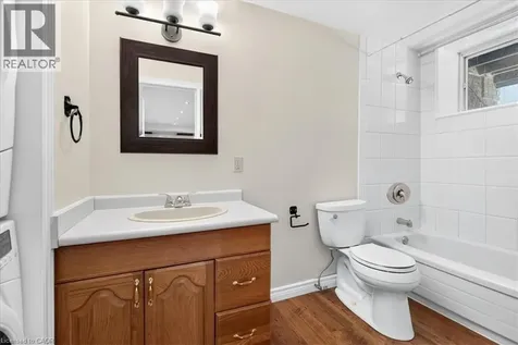 339 Kingsway Place Milton ON L9T 4C8