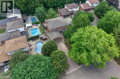 339 Kingsway Place Milton ON L9T 4C8
