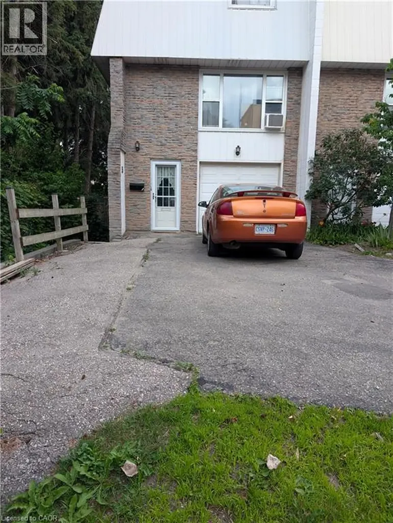 70 Morgan Avenue Kitchener ON N2A 2M2