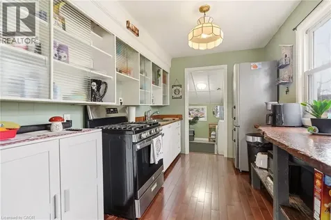 66 East 32nd Street Hamilton ON L8V 3R9