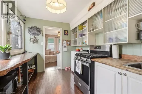 66 East 32nd Street Hamilton ON L8V 3R9
