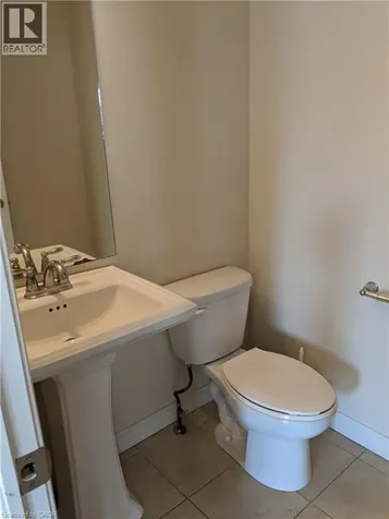 2 Whitehaven Lane Kitchener ON N2H 0B3