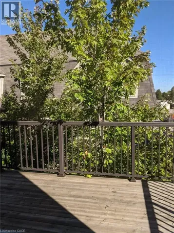 2 Whitehaven Lane Kitchener ON N2H 0B3